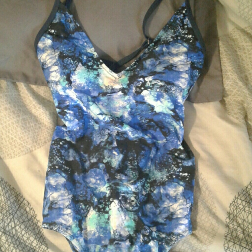 One piece swimsuit